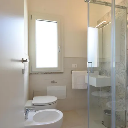 Bilocale * コスタ・レイ